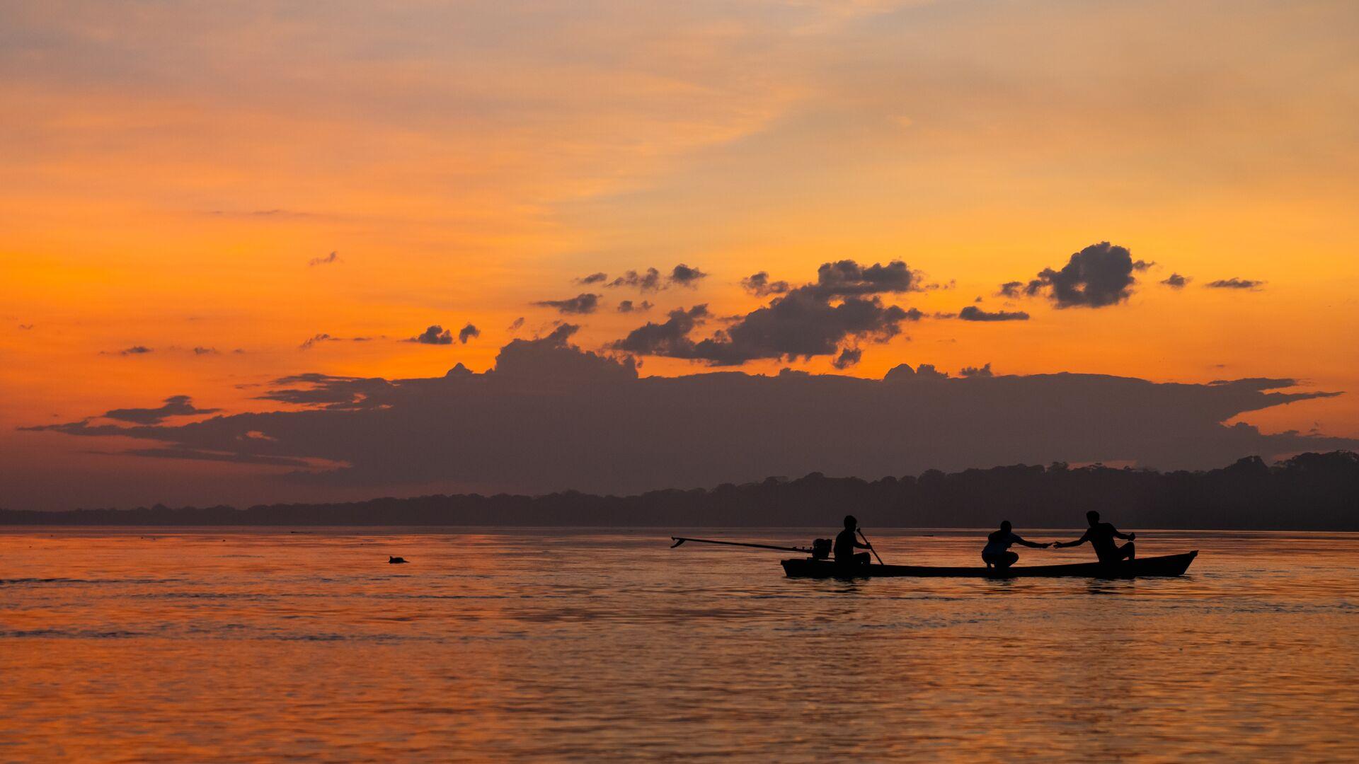 Sprachaufenthalt, Sonnenuntergang über dem Amazonas