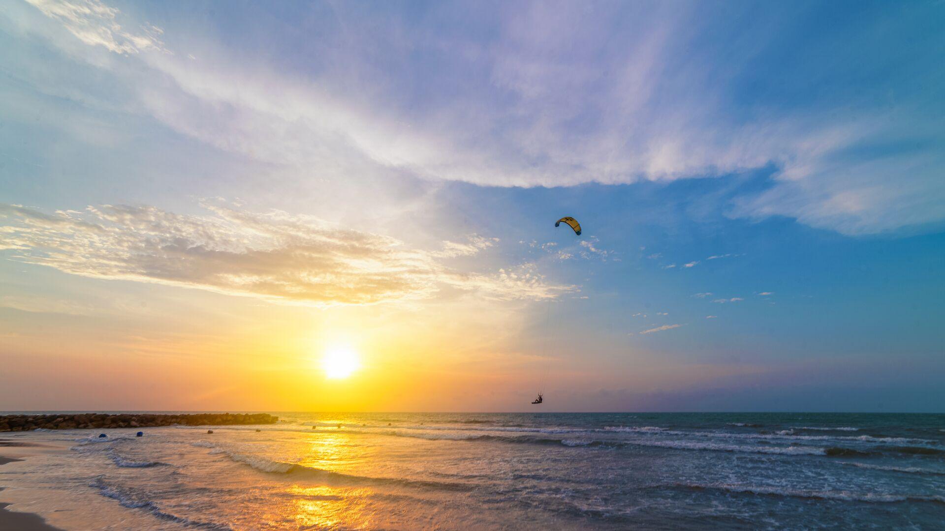 Séjour linguistique Colombie, Carthagène, Coucher de soleil sur la mer, Kitesurf