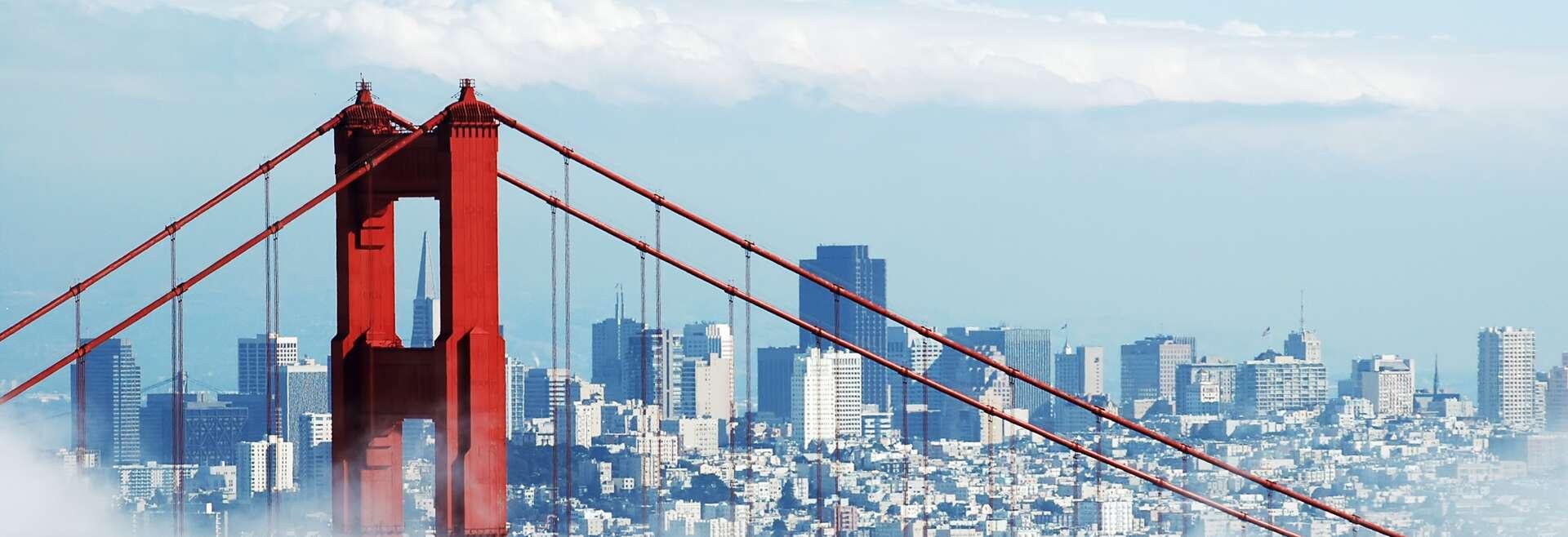 Sprachaufenthalt USA, San Francisco, Golden Gate Bridge im Nebel